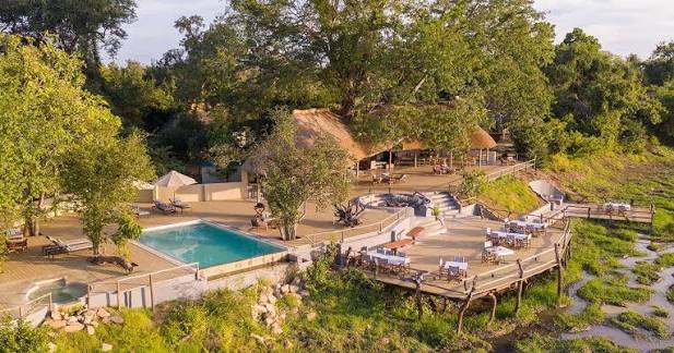 Mfuwe Grande lodge experience